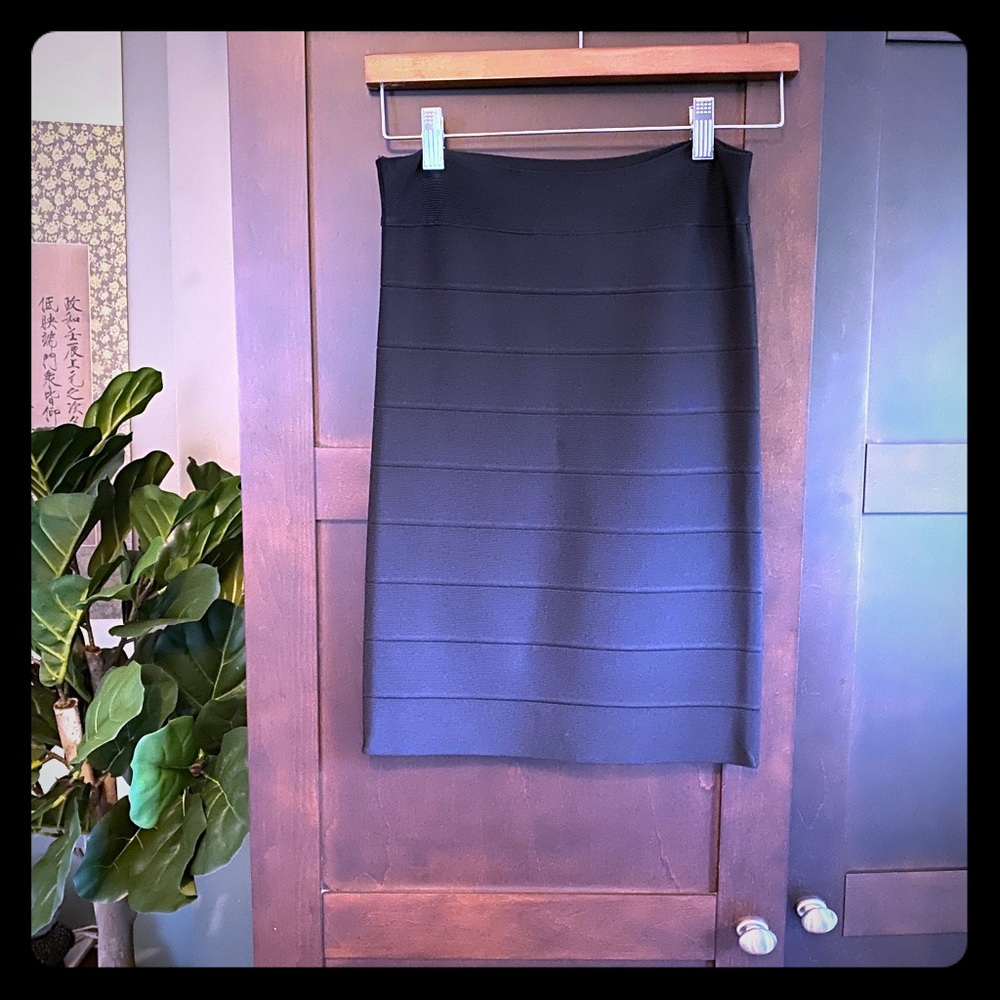 BCBG Maxazria Black Pencil Skirt- Size S